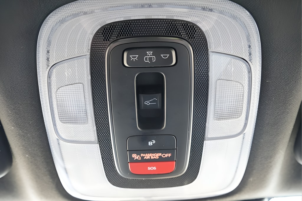 2023 Hyundai Elantra N Line - Photo 18