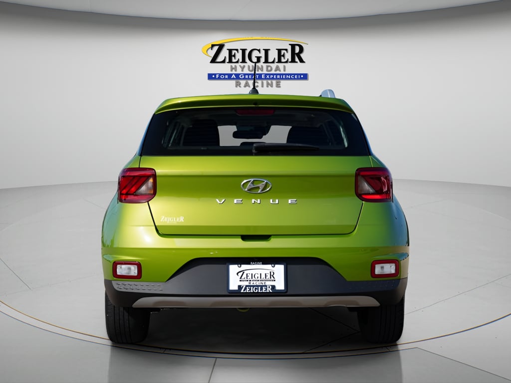 2023 Hyundai Venue SEL - Photo 6