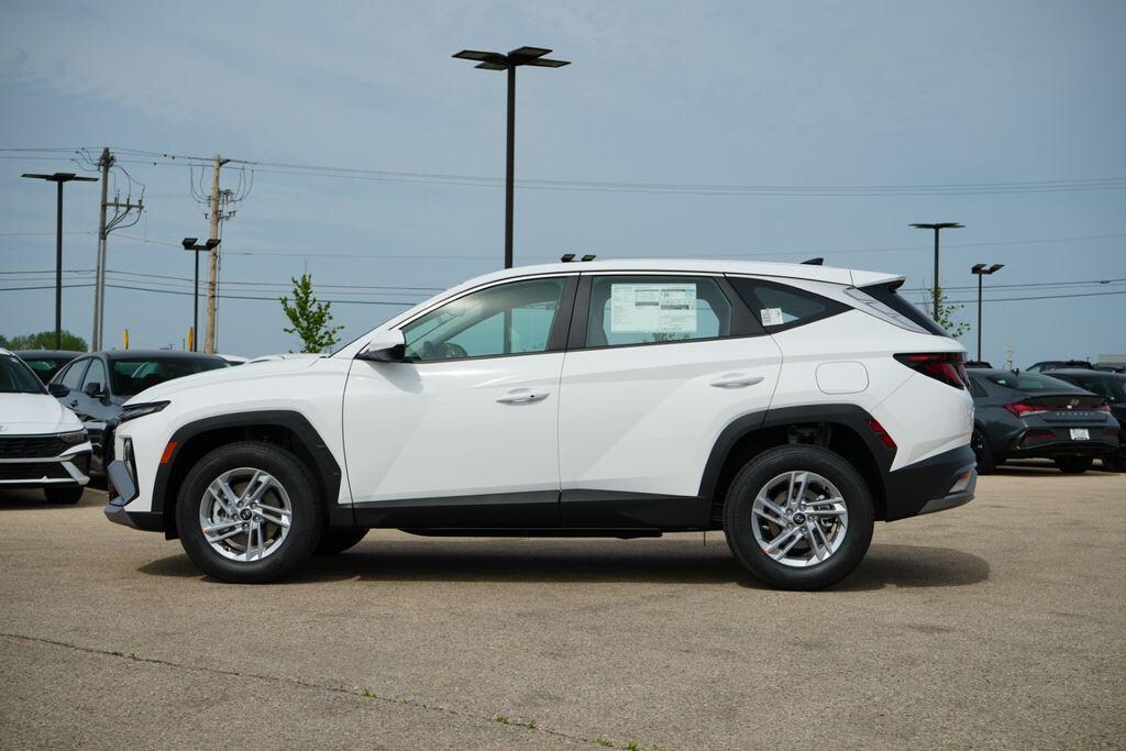New 2026 Hyundai Tucson SE AWD SUV