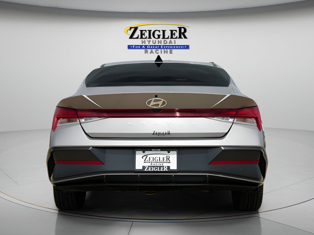 2024 Hyundai Elantra SEL - Photo 6