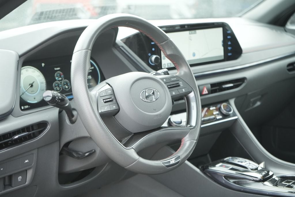 2021 HYUNDAI SONATA - Image 25