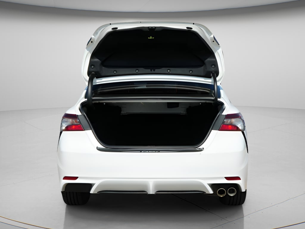 2023 Toyota Camry SE - Photo 11