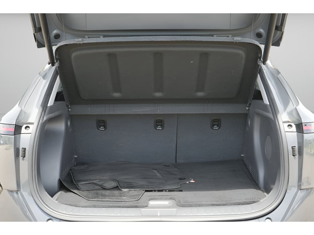 2024 Hyundai Kona Limited - Photo 12