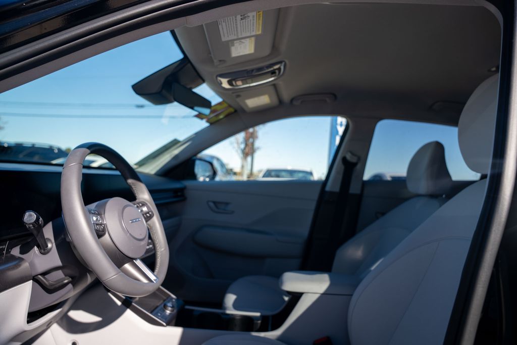2025 HYUNDAI KONA - Image 19