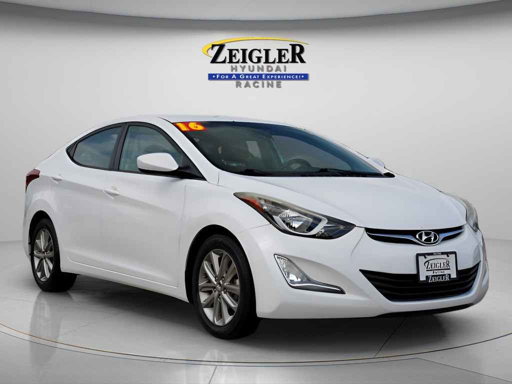 Used 2016 Hyundai Elantra SE Sedan