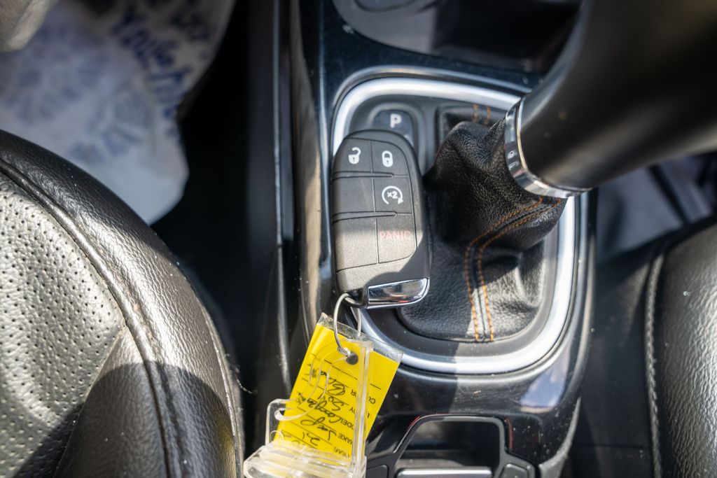 2021 JEEP COMPASS - Image 28