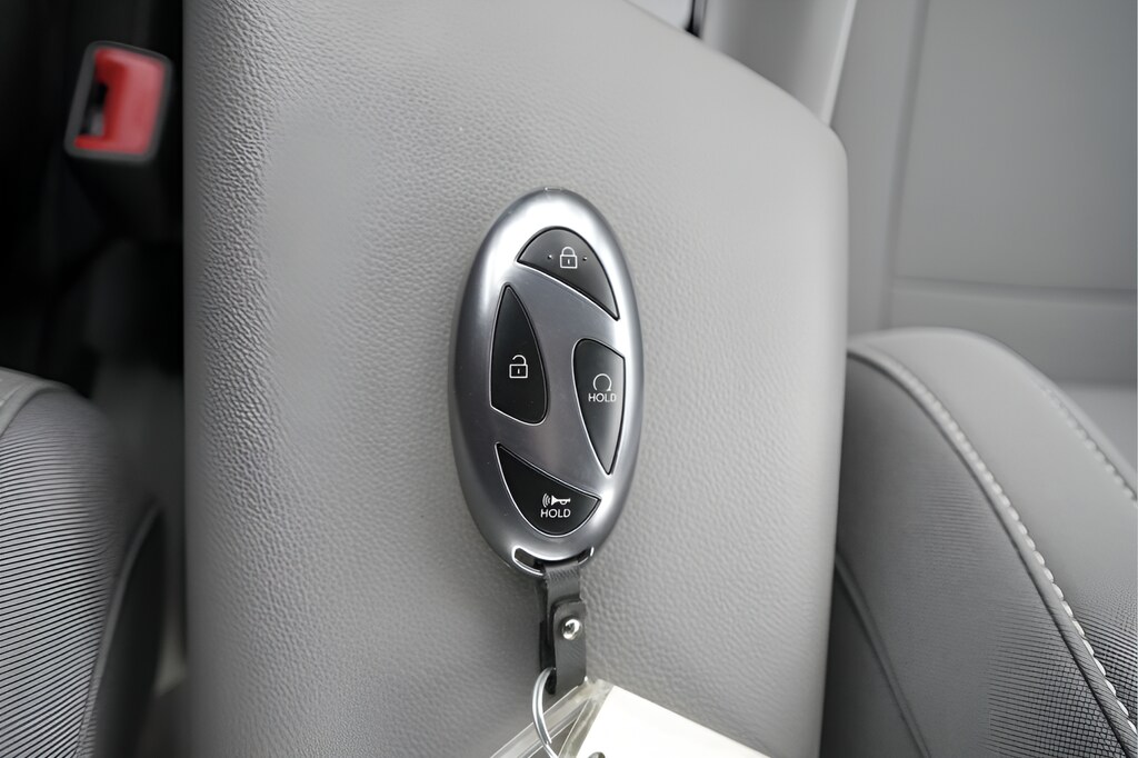 2025 Hyundai Elantra Blue - Photo 36