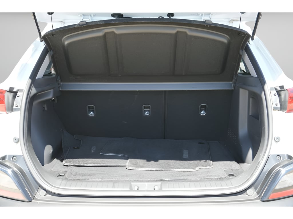 2023 Hyundai Kona SEL - Photo 11