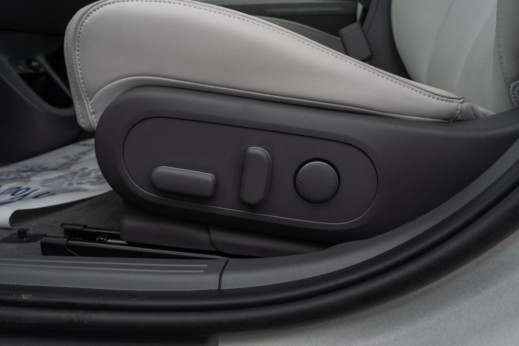 2023 HYUNDAI IONIQ 5 - Image 22
