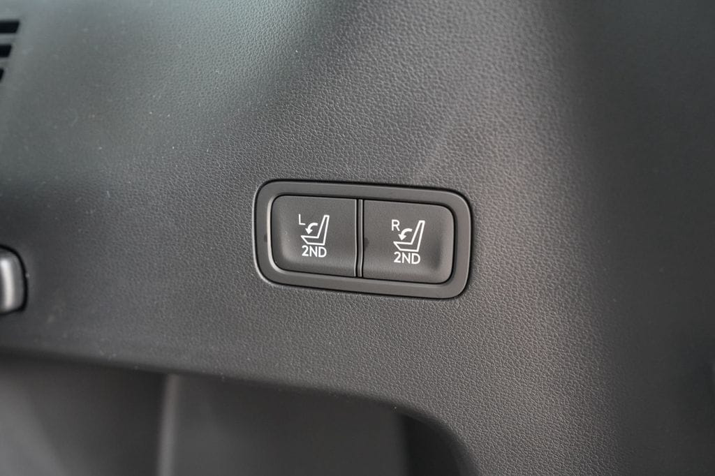 2026 Hyundai Santa Fe SE - Photo 13
