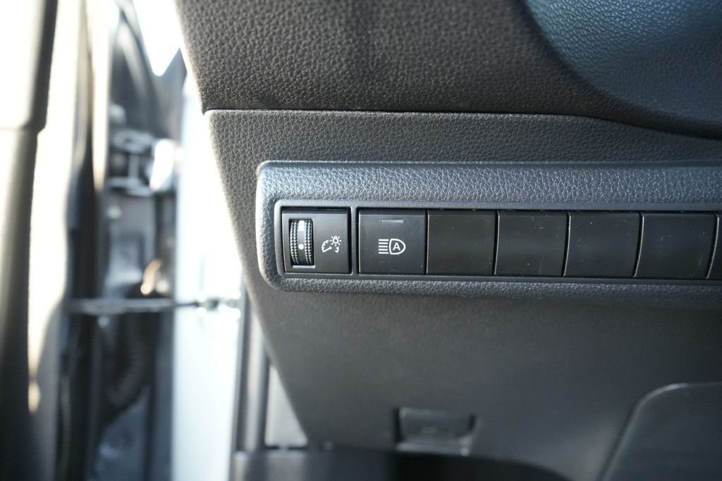 2024 TOYOTA COROLLA - Image 24