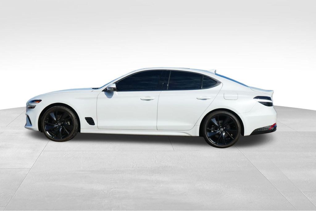 2023 GENESIS G70 - Image 4
