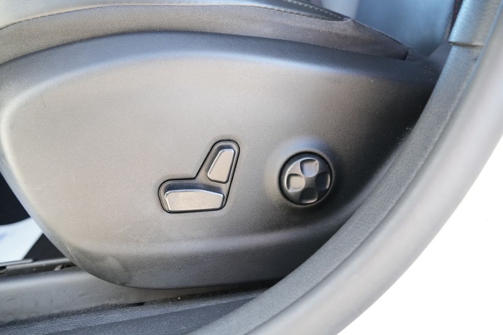 2020 JEEP CHEROKEE - Image 25