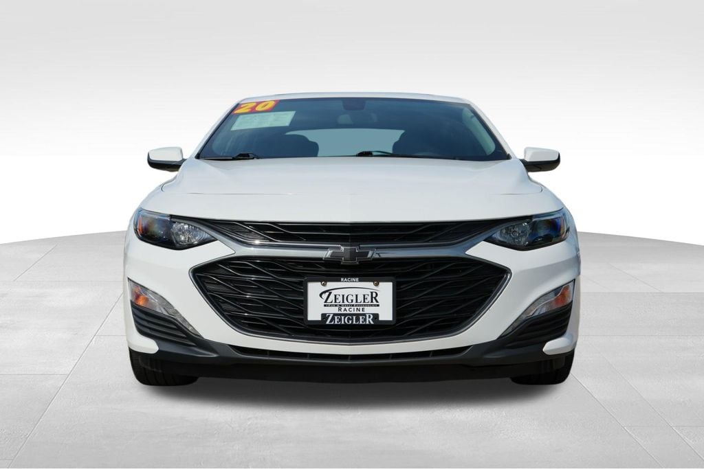 Used 2020 Chevrolet Malibu 1LT with VIN 1G1ZD5ST1LF131979 for sale in Mount Pleasant, WI