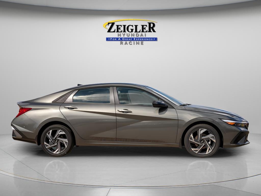 2025 Hyundai Elantra Blue - Photo 10