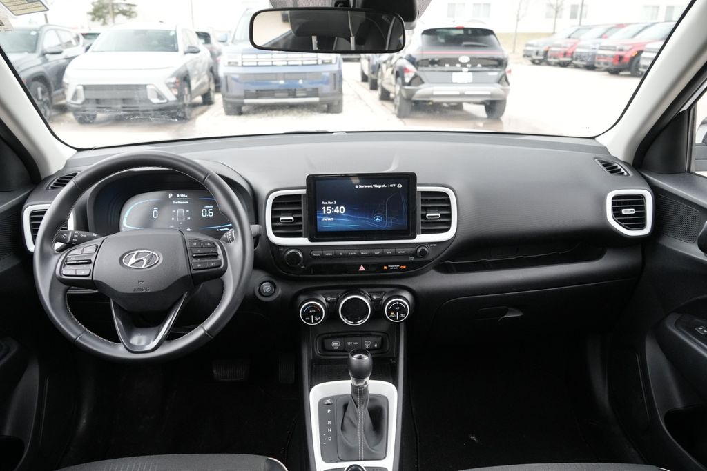 2023 HYUNDAI VENUE - Image 15