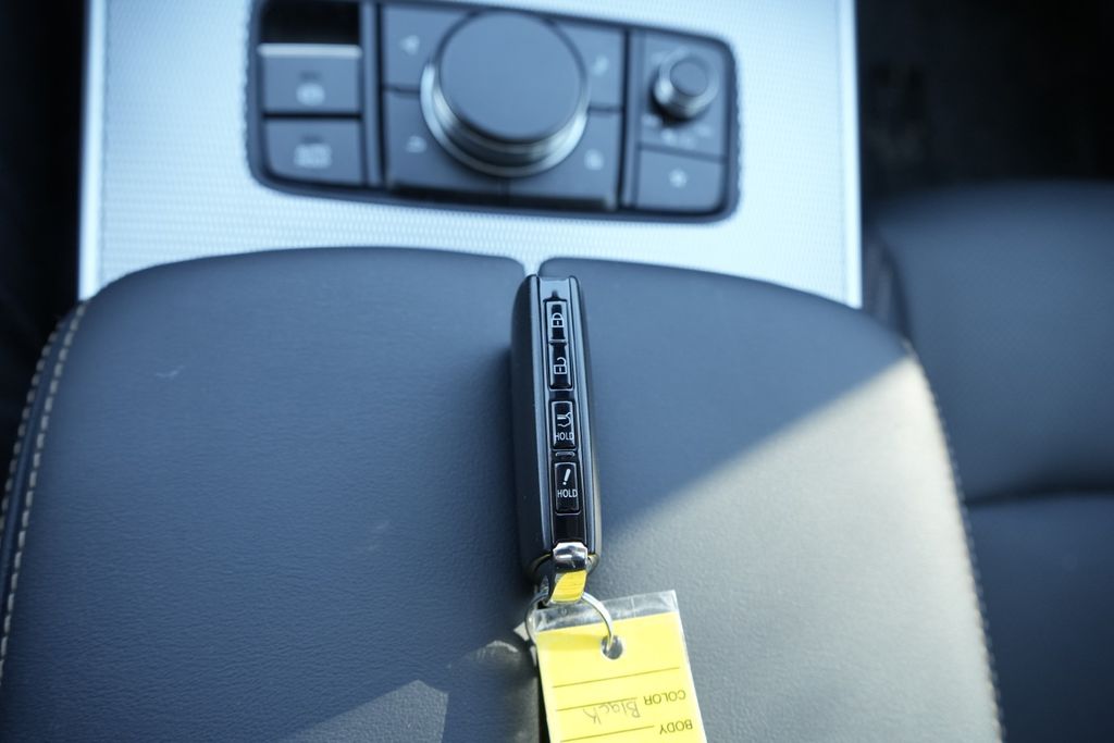 2024 MAZDA CX-90 - Image 42