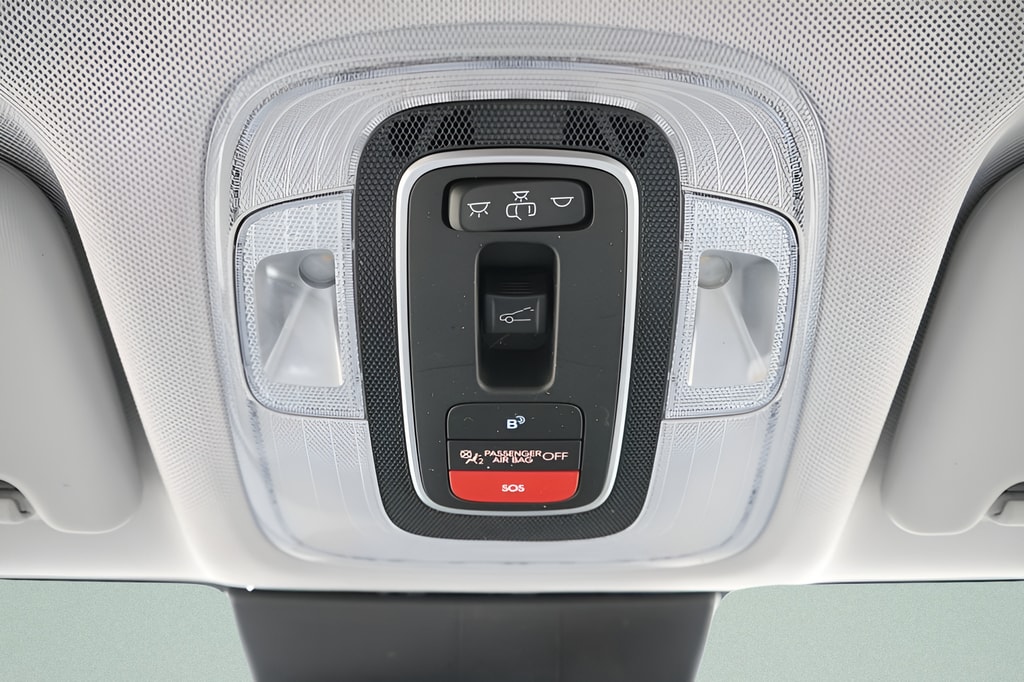 2024 Hyundai Kona Limited - Photo 19