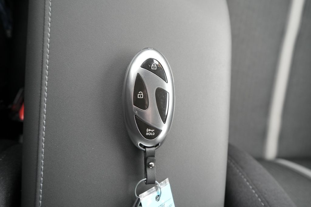 2025 Hyundai Sonata Hybrid SEL - Photo 37
