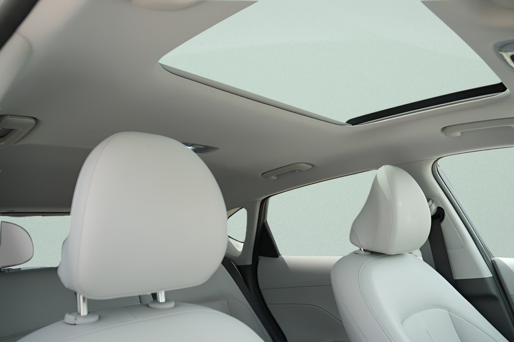 2024 Hyundai Kona Limited - Photo 14