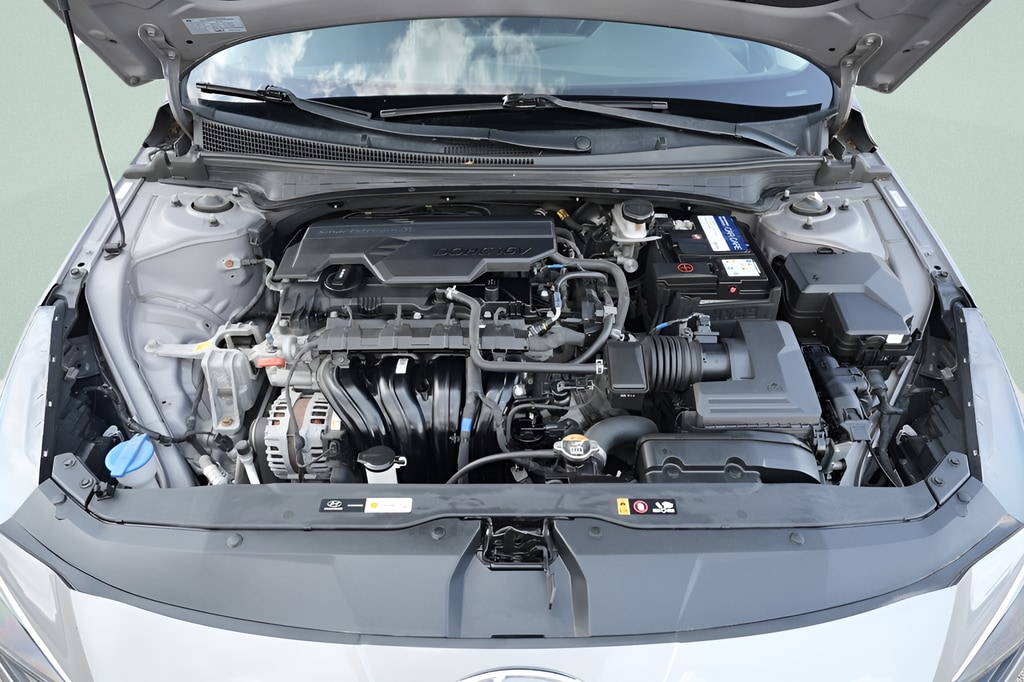 2021 Hyundai Elantra SEL - Photo 18