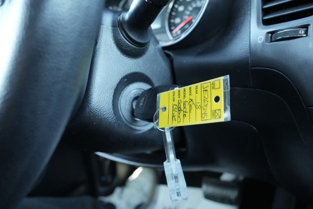 2018 KIA FORTE - Image 27