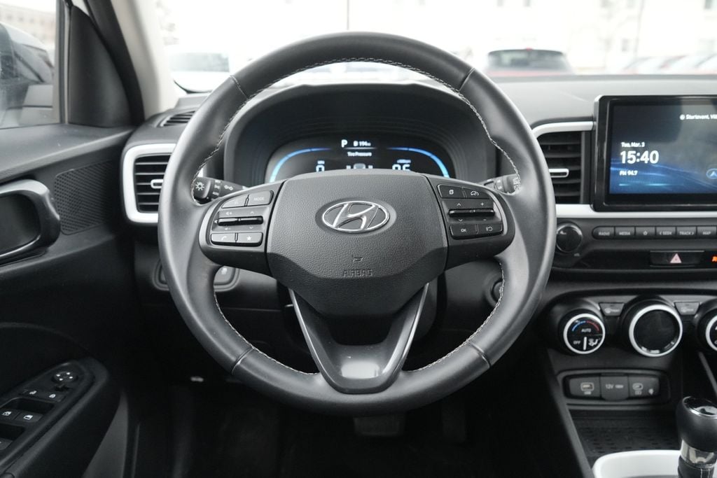 2023 HYUNDAI VENUE - Image 14