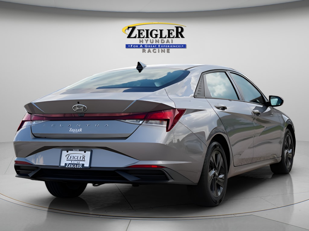 2021 Hyundai Elantra SEL - Photo 7