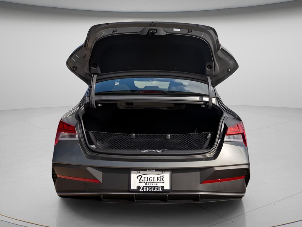 2025 Hyundai Elantra Blue - Photo 12