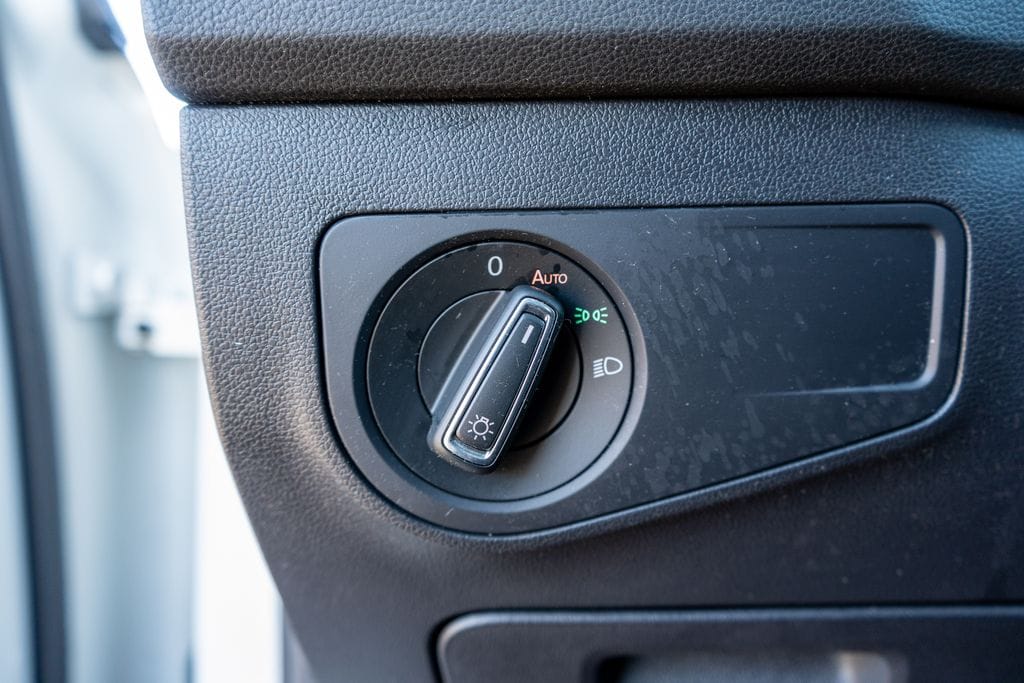 2021 VOLKSWAGEN TIGUAN - Image 22