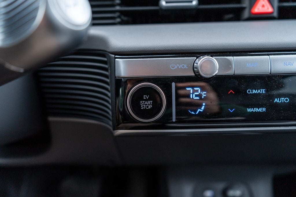 2024 HYUNDAI IONIQ 5 - Image 28