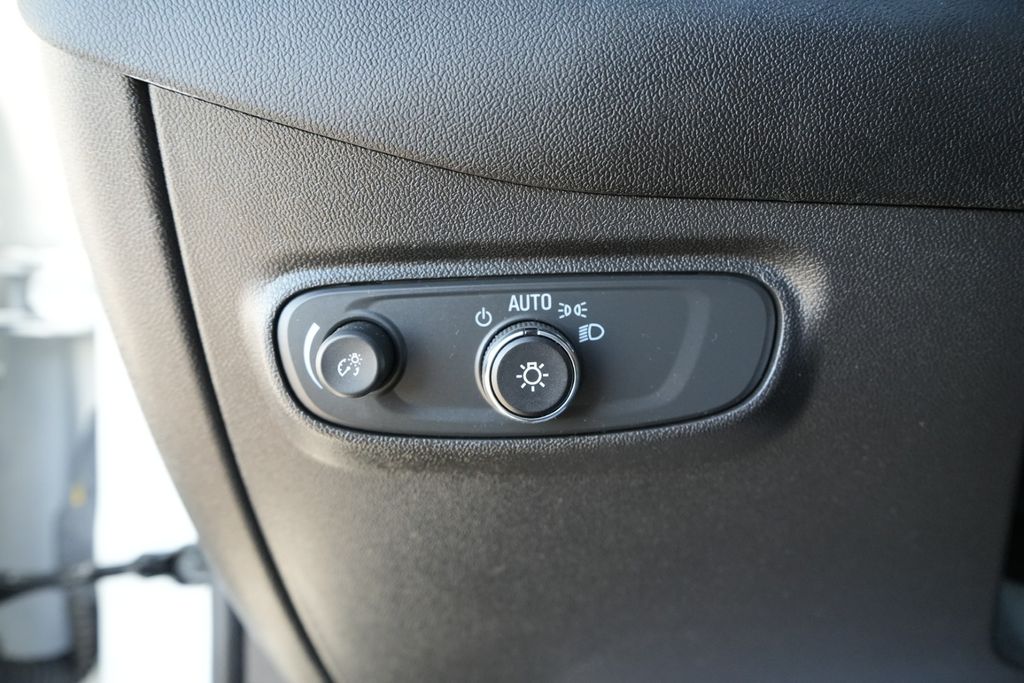 2024 CHEVROLET EQUINOX - Image 28