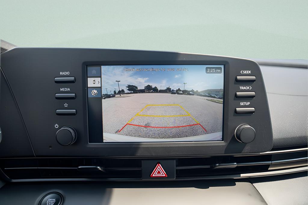2025 Hyundai Elantra SEL - Photo 27