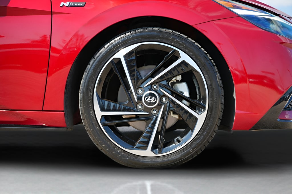 2023 Hyundai Elantra N Line - Photo 10