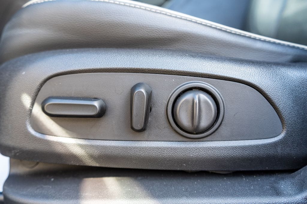 2017 GMC ACADIA - Image 26