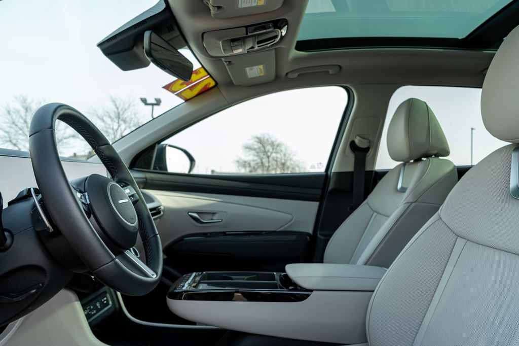 2025 HYUNDAI TUCSON - Image 27