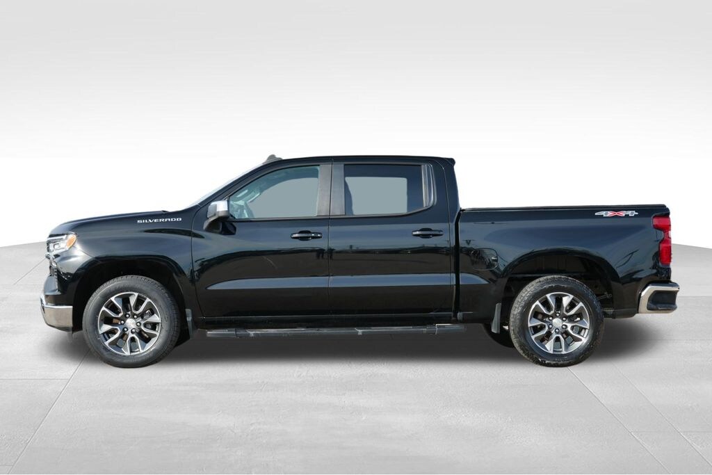 Used 2022 Chevrolet Silverado 1500 LT Truck Crew Cab