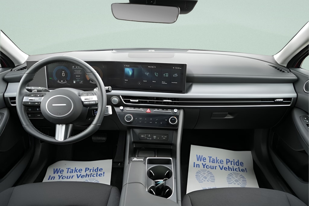 2025 Hyundai Sonata Hybrid SEL - Photo 17