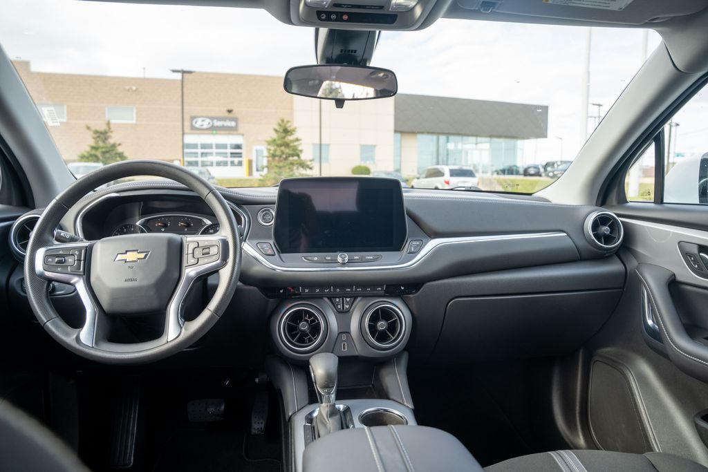 2025 CHEVROLET BLAZER - Image 15