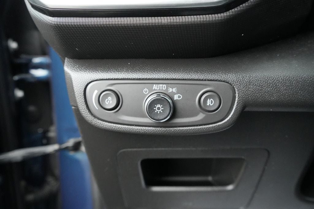 2021 CHEVROLET TRAILBLAZER - Image 24