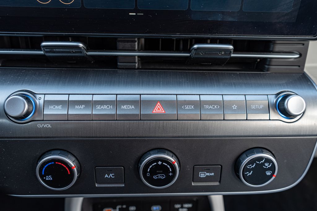 2025 HYUNDAI KONA - Image 33