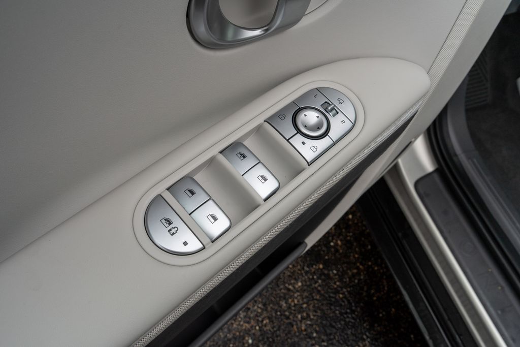 2023 HYUNDAI IONIQ 5 - Image 21