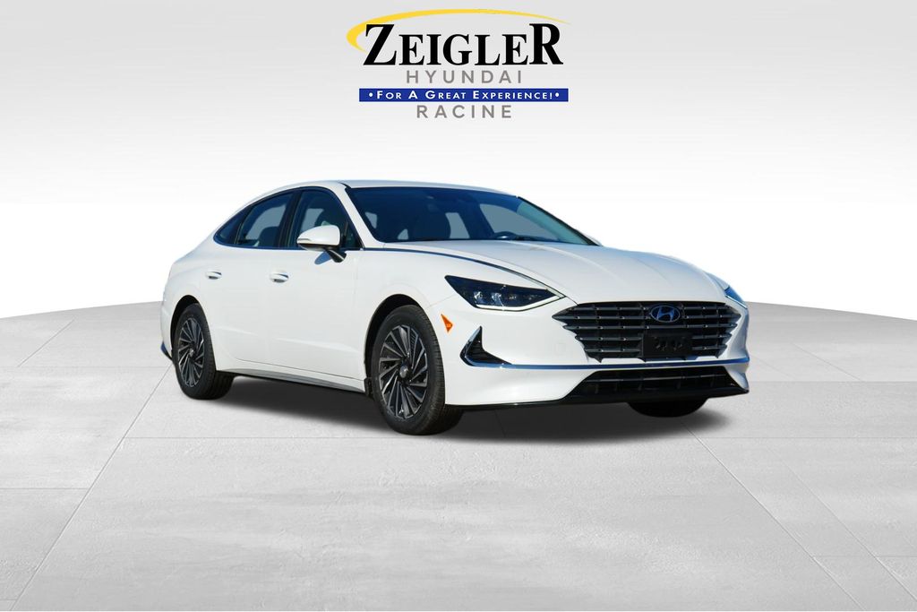 2023 HYUNDAI SONATA - Image 1