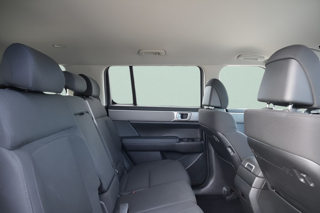 2026 Hyundai Santa Fe SE - Photo 16