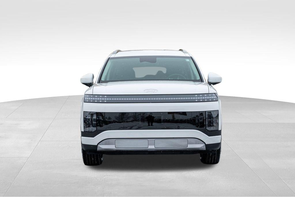 New 2026 Hyundai IONIQ 9 SE SUV