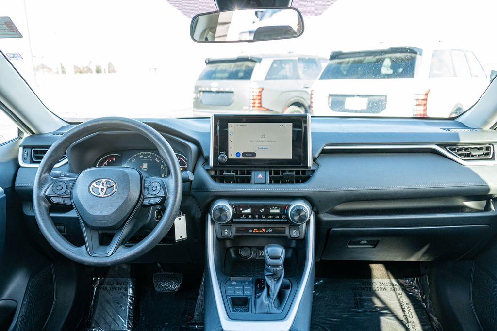 2024 TOYOTA RAV4 - Image 15