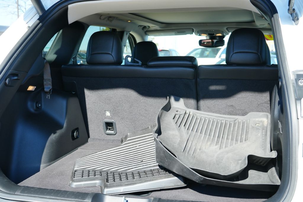 2020 JEEP CHEROKEE - Image 11