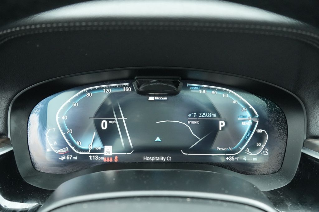 2021 BMW 530E - Image 36