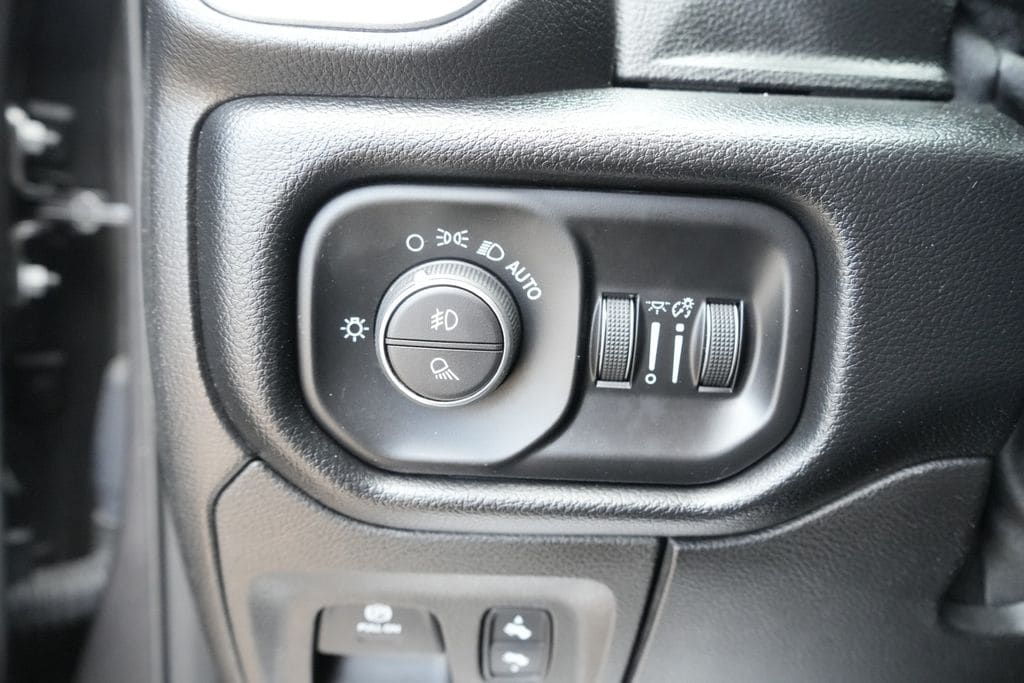 2019 RAM 1500 - Image 28