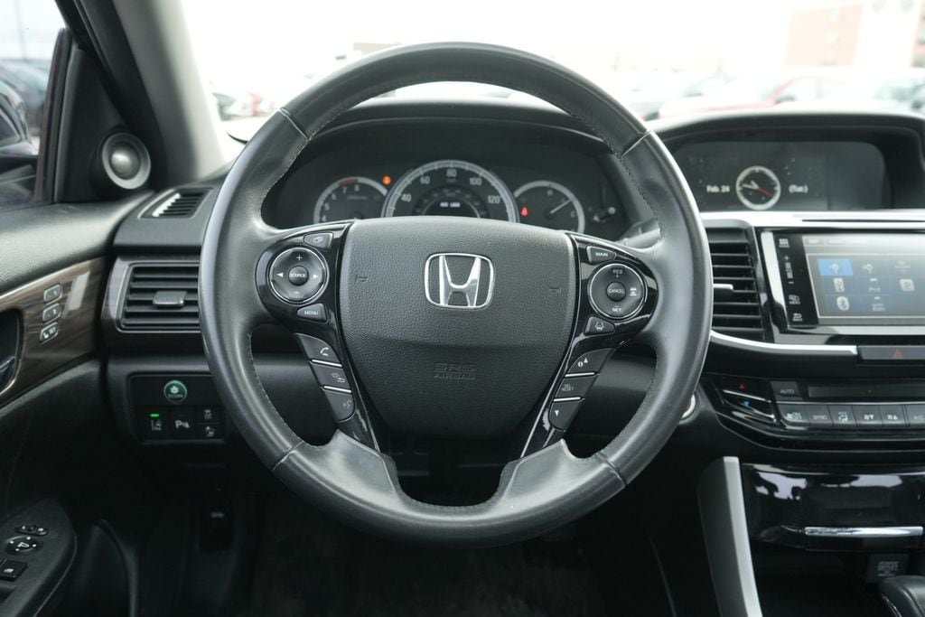 2016 HONDA ACCORD - Image 16